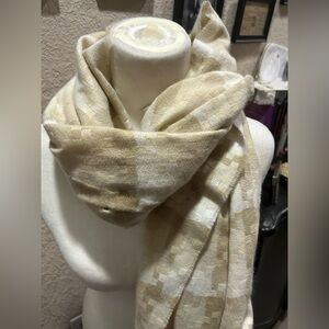 Steve Madden Cream and Tan Scarf